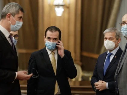 PNL, USR PLUS și UDMR nu se înțeleg cum să împartă funcțiile de prefect
