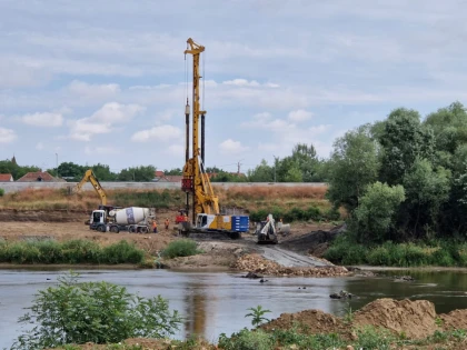 Podul peste Mureș ar putea fi gata înainte de termen, la finalul anului viitor
