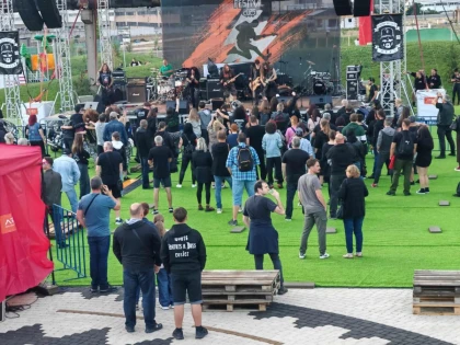 Poliția Locală și Jandarmeria, acuzate că au oprit un concert la Fusion Festival Arad