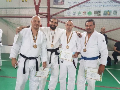 Polițiști arădeni, medaliați cu bronz la Campionatul Național de Judo al MAI