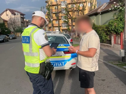 Polițiștii arădeni au desfășurat activități pentru siguranța pietonilor în municipiu și în județ