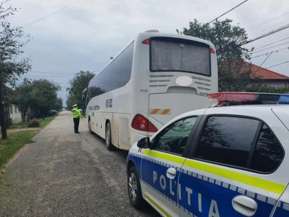 Polițiștii arădeni au verificat respectarea măsurilor impuse în contextul stării de alertă
