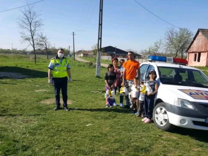 Polițiștii arădeni, în continuare alături de comunitate
