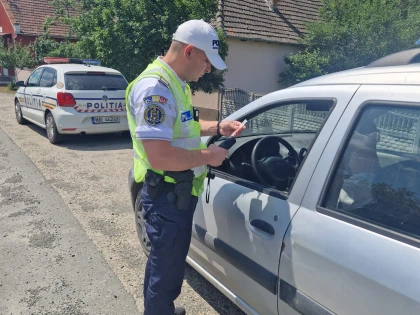 Polițiștii au împânzit DN 7. Zeci de șoferi au fost amendați în doar patru ore