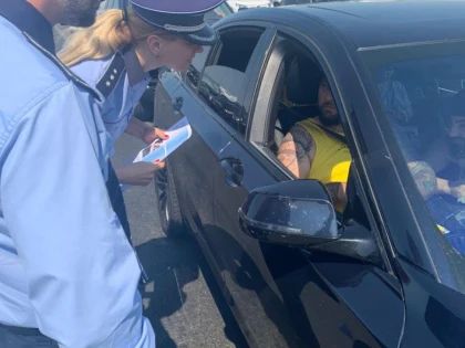 Polițiștii au intensificat acțiunile de prevenire a consumului de droguri în vămi