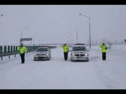 Polițiștii de la Rutieră și-au omagiat colegul ucis în Maramureș