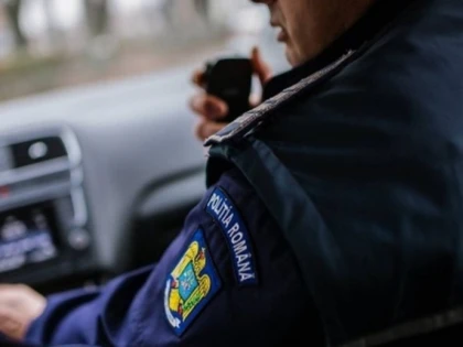 Polițiștii din tot județul caută un bărbat condamnat după ce a împuşcat un vânător