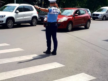 Poliţiştii locali asigură ordinea publică la „Street Food Festival”