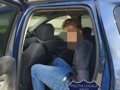 Polițiștii locali au prins un urmărit general pentru furt și tâlhărie