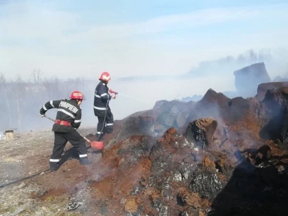 Pompierii arădeni au avut peste 1000 de intervenții în luna martie