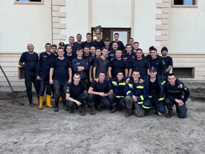 Pompierii militari arădeni au încheiat cu succes misiunea din județul Galați