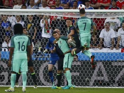 PORTUGALIA - ŢARA GALILOR 2-0 ŞI LUSITANII SUNT ÎN FINALA EURO