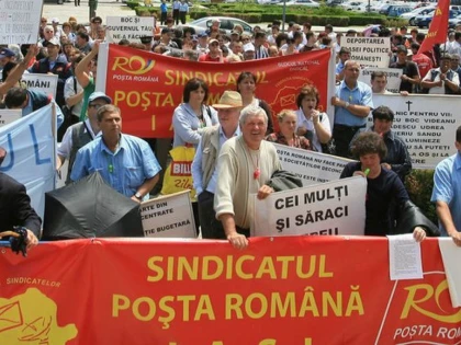 POȘTAȘII  PROTESTEAZĂ