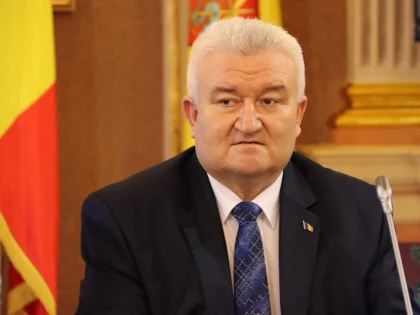 Prefectul Aradului, infectat cu Covid