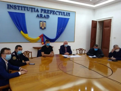 Prefectul și vicepreședintele CJA, prezenți la ședința Consiliului Naţional pentru Situaţii de Urgenţă