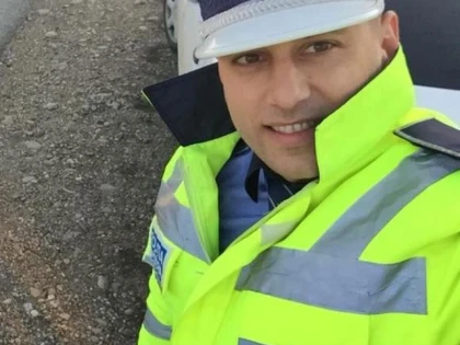 Premieră în România. Un polițist, obligat să plătească daune morale unui hoţ