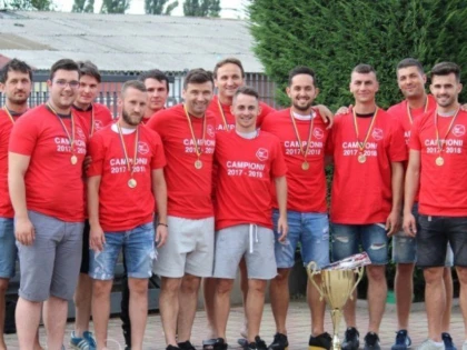 Premiere şi Luciano luptă pentru trofeu în Cetatea Unirii