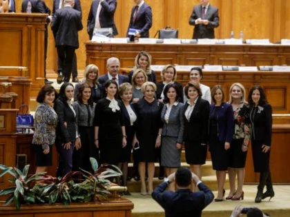 Premierul și miniștrii renunță la SPP