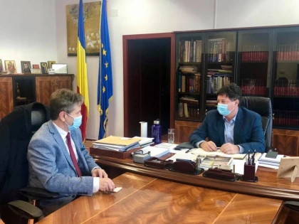 Președintele CJA și directorul DRDP Timișoara au discutat situația pasajului CFR din Micălaca