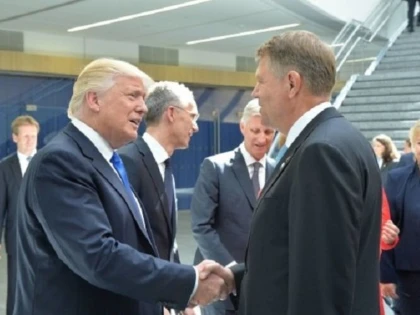 Președintele României se întâlnește astăzi cu Donald Trump la Casa Albă