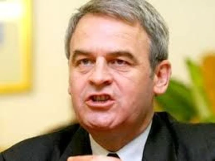 PREȘEDINTELE ȘI PREMIERUL CHEMAȚI ÎN JUDECATĂ DE LASZLO TOKES