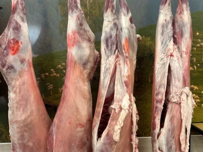 Prețul cărnii de miel a crescut cu peste 20%. Fermierii ar putea rămâne cu marfa nevândută