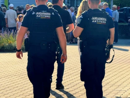 Prezență sporită a jandarmilor arădeni în municipiu și județ, pentru un weekend în siguranță