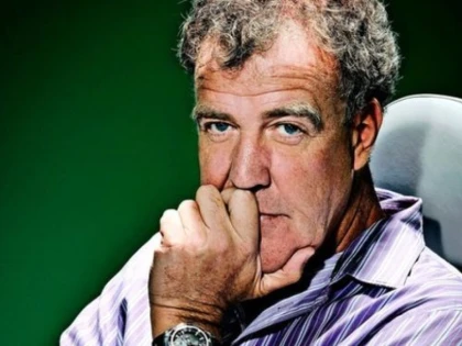 Prezentatorul TV Jeremy Clarkson a ajuns în scaun cu rotile
