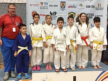 Prichindeii de la CSM Arad s-au remarcat pe tatami