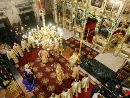Prigoană nemiloasă în Rusia, unde un preot este judecat pentru că a predicat împotriva războiului
