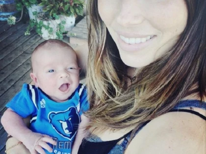 PRIMA IMAGINE CU BAIETELUL LUI JUSTIN TIMBERLAKE!