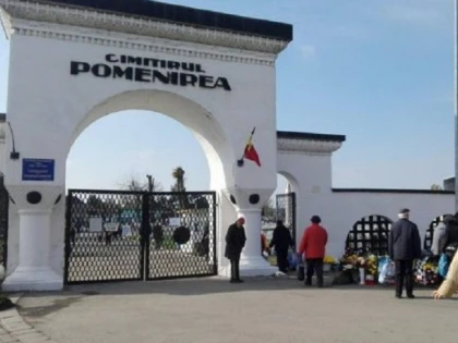 Primăria Arad a stabilit amplasamentele pentru comerţul cu flori în zona cimitirelor