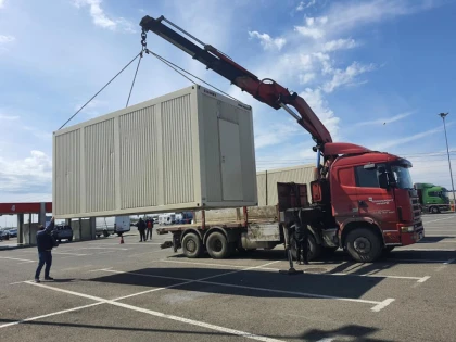 Primăria Arad amenajează un centru de vaccinare drive-thru în parcarea Real/Remarkt - Jumbo