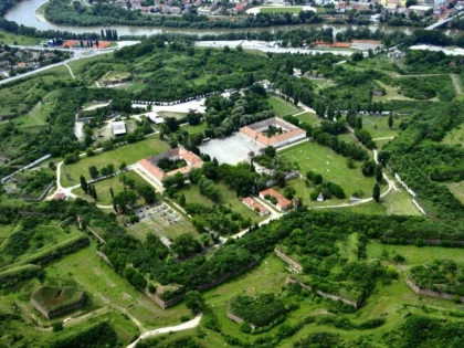 PRIMARIA ARAD ORGANIZEAZA UN CONCURS DE IDEI DE AMENAJARE URBANISTICA A CETATII ARADULUI