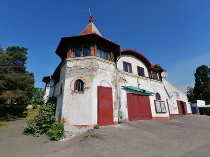 Primăria Arad va restaura clădirea Clubului nautic „Voința”