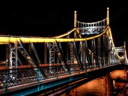 Primăria stinge iluminatul arhitectural din municipiul Arad