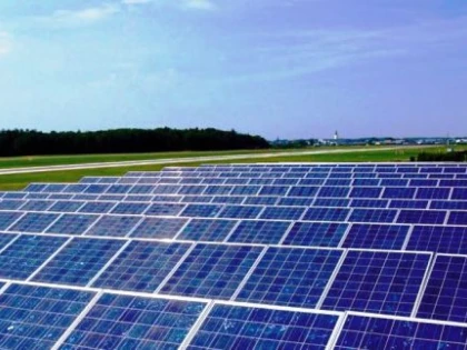 Primăriile Pilu și Grăniceri au finalizat autorizarea construirii celui mai mare parc fotovoltaic din Europa