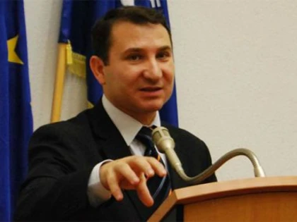 PRIMARUL BACAULUI, RETINUT DE DNA. ROMEO STAVARACHE ESTE ACUZAT CA A PRIMIT MITA