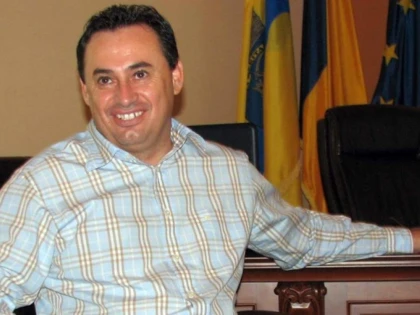 Primarul Falcă se opune fluidizării traficului pe DN 7  la accesul în Zona Industrială Arad Vest