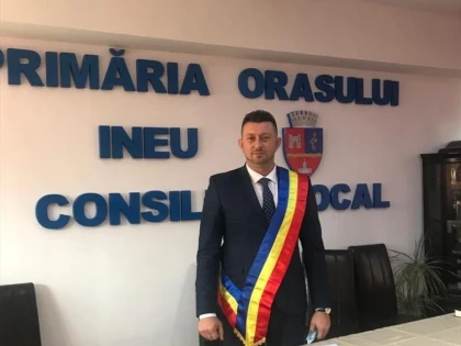 Primarul Ineului se ia la trântă cu Guvernul PNL. „Vom contesta carantina, numărul de cazuri este în scădere“