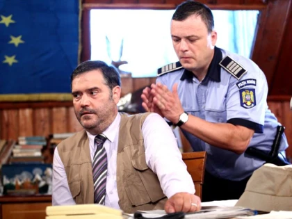Primarul, poliţistul şi taximetristul din "Las Fierbinţi" vin la Teatrul de Vară