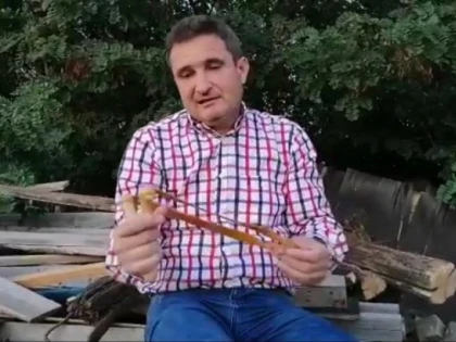 Primarul şi candidatul Bibarţ ţine lecţii pe net despre muniţie pentru arme albe