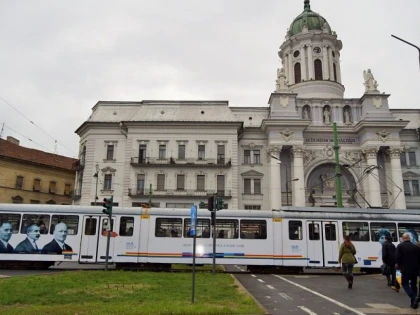 Primul tramvai dedicat Centenarului Marii Uniri, pus în circulație în Arad