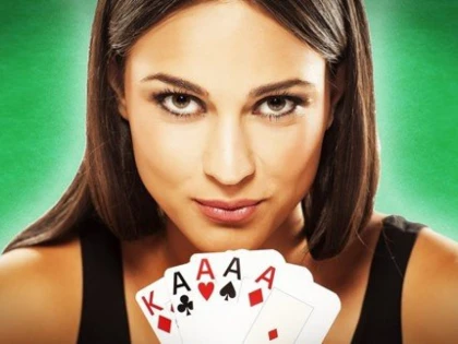 Prin ce diferă jocul de Blackjack offline de cel online?