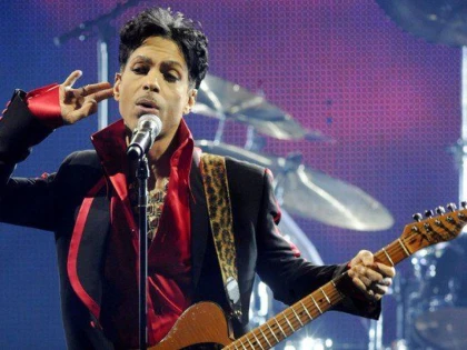PRINCE A DECEDAT LA DOAR 57 DE ANI