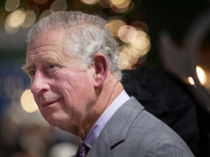 Prinţul Charles se implică în industria modei