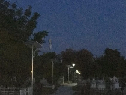 Proaspăt montate, lămpile „solare” din cimitirele arădene nu funcţionează