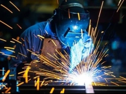 Producția industrială a scăzut cu 4,2% în primul trimestru din acest an