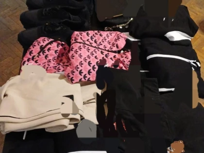 Produse contrafăcute, confiscate de jandarmii arădeni din Piața Obor