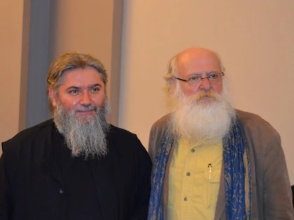 Profesorul David Goa de la Universitatea Alberta, Canada, va conferenția la Arad